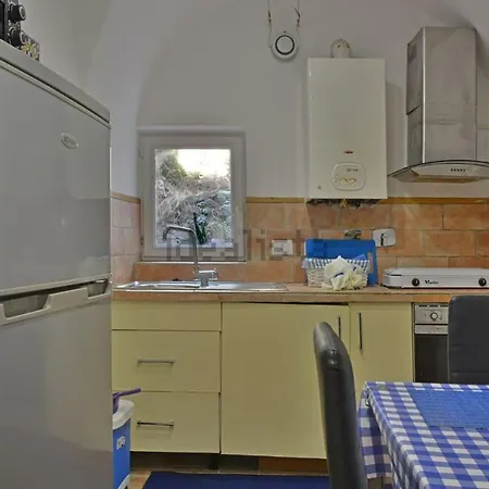 Apartment Casa Vacanze Impero Torri (Imperia)